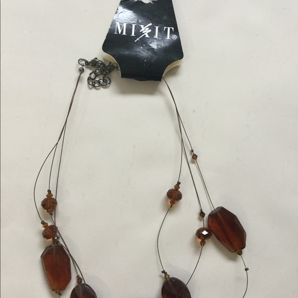 MIXIT Beautiful Necklace New With Tag ❤️ - Picture 3 of 8